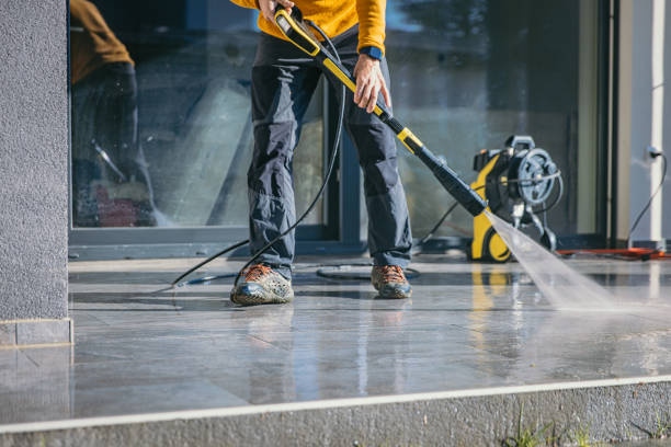 Why Choose Our Certified Pressure Washing Experts for Your Project Needs in Winnebago, MN?