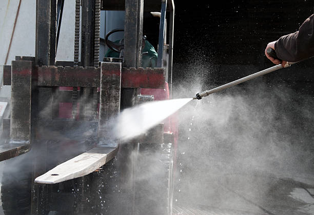 Best Sidewalk Pressure Washing  in Winnebago, MN